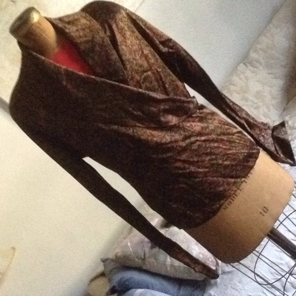 Paul Alexander silk blouse button cuffs